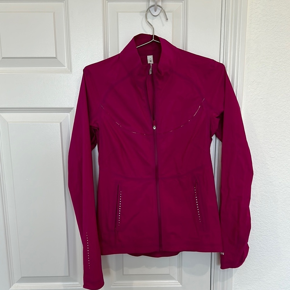 NWOT Lulu Lemon Pink Windbreaker Rain Jacket Size 6